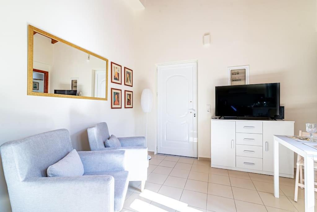 Cozy Apartment In The Heart Of City Center Kandiye Dış mekan fotoğraf
